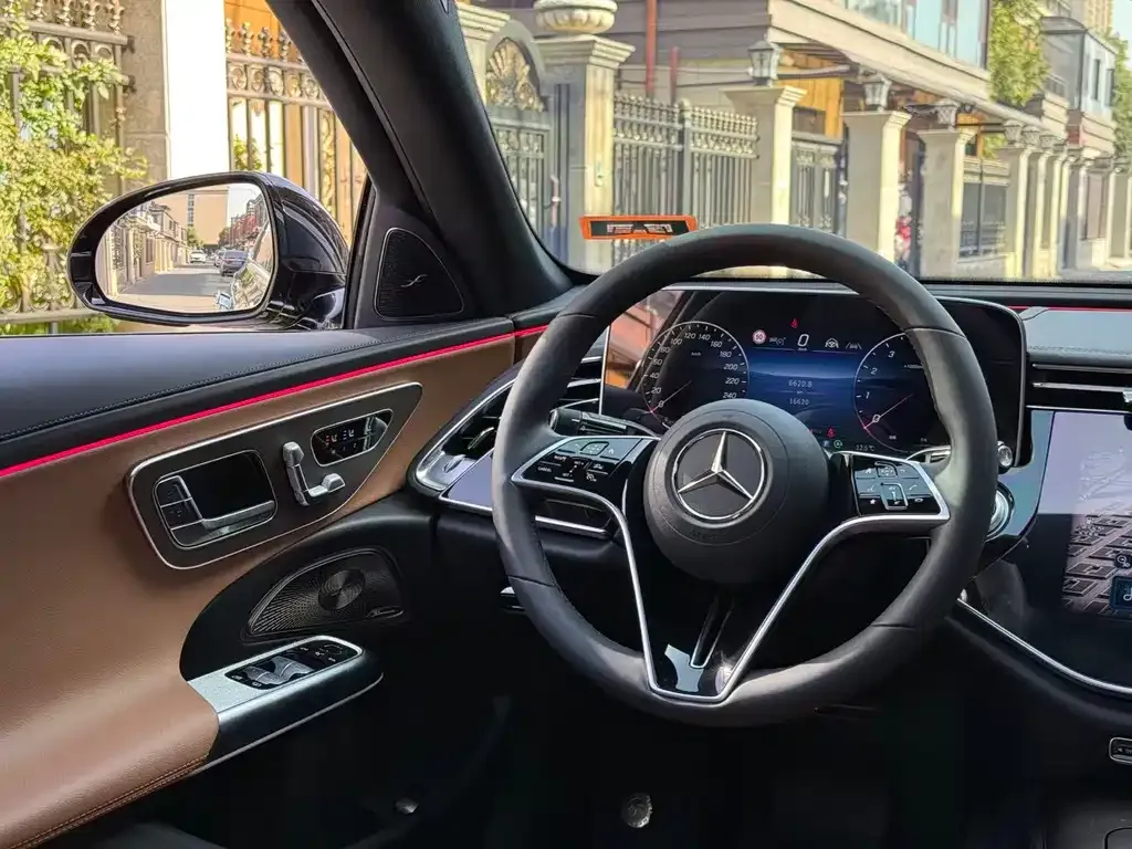 Mercedes-Benz E-Class 2025 из CN, фото 8