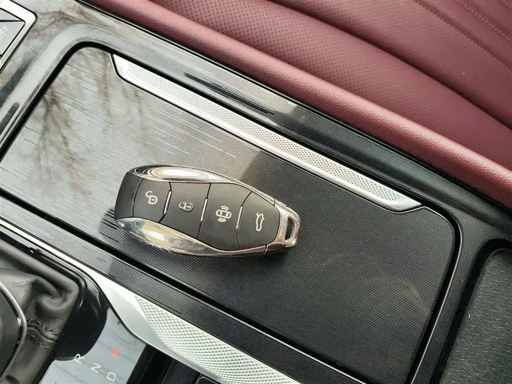 Hongqi H5 2023 из CN, фото 9