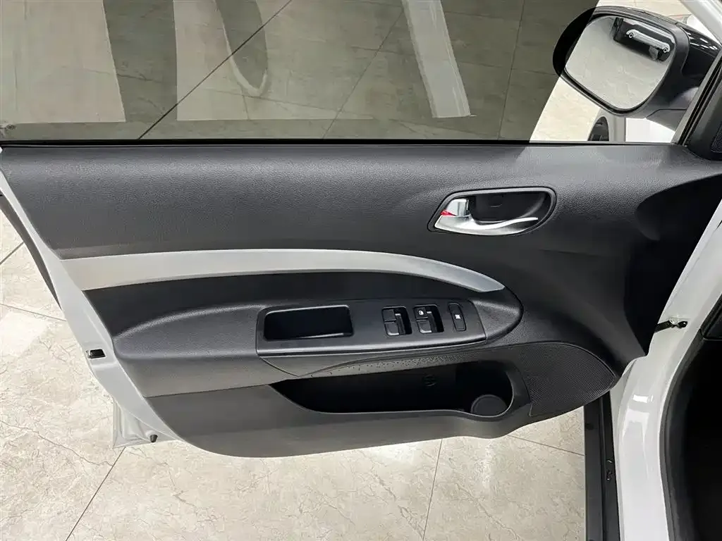 Kia KX1 2021 из CN, фото 10