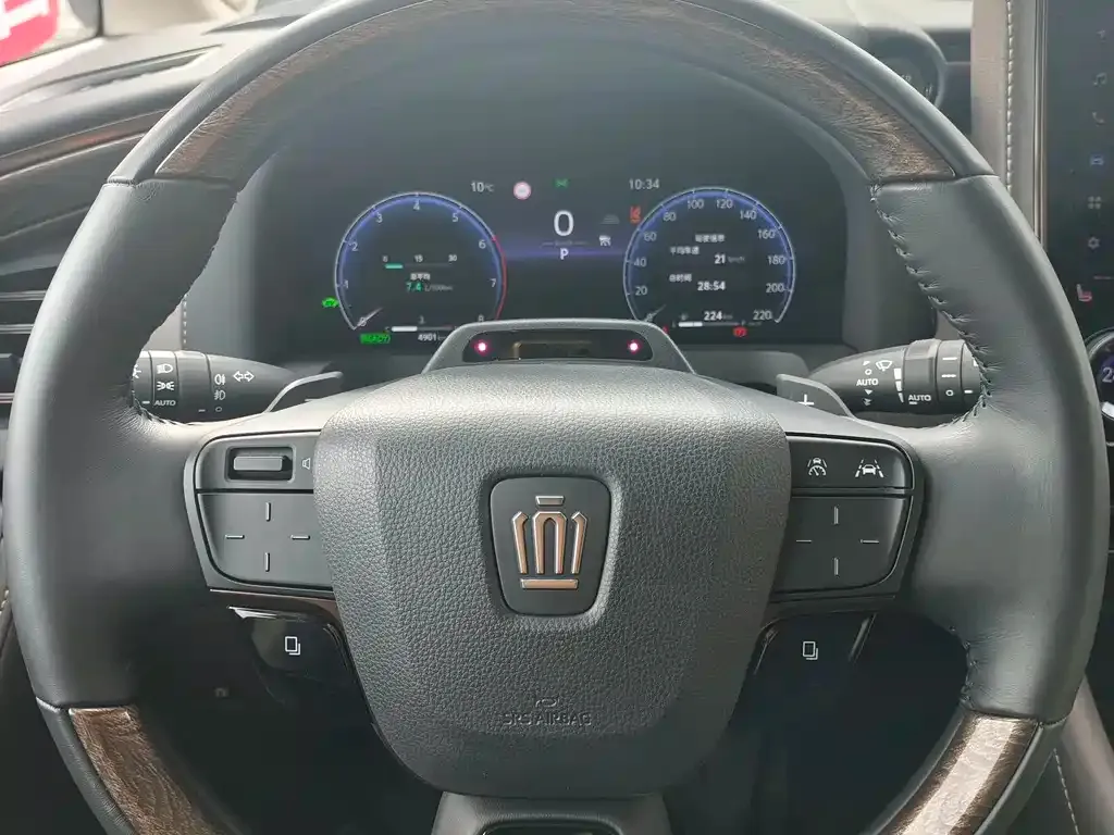 Toyota Vellfire 2023 из CN, фото 4
