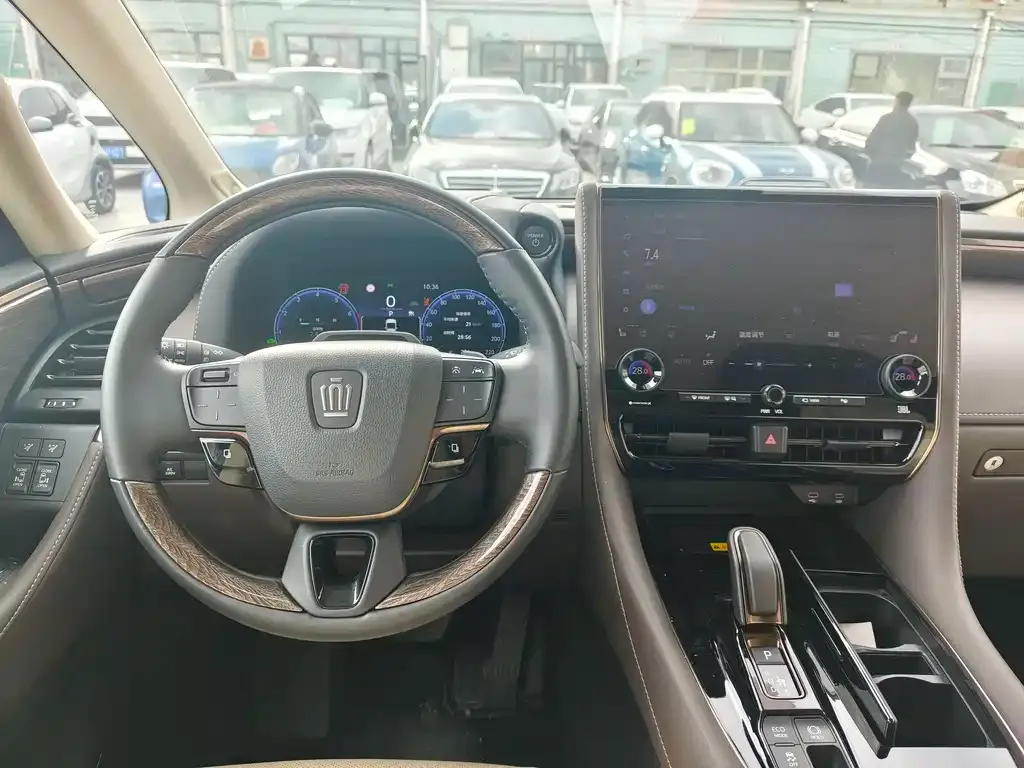Toyota Vellfire 2023 из CN, фото 6