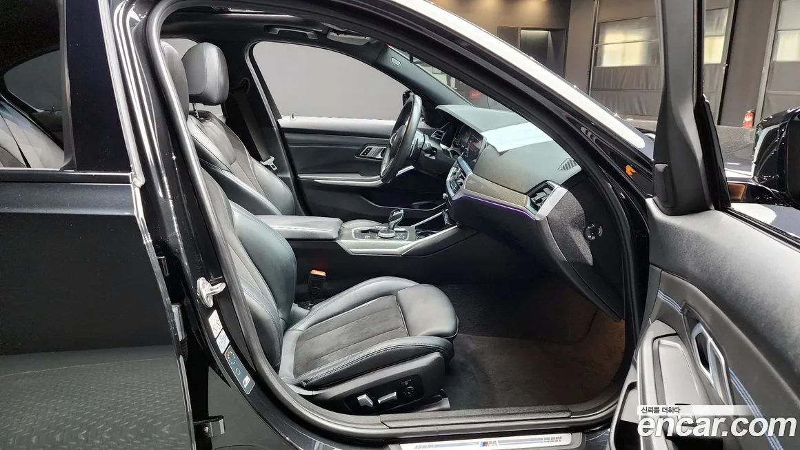 BMW 3-Series 2021 из KR, фото 10