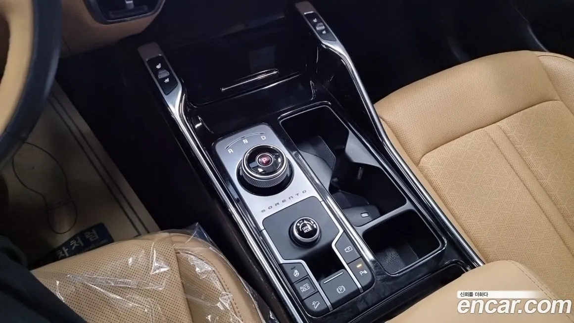 Kia Sorento — фото 9