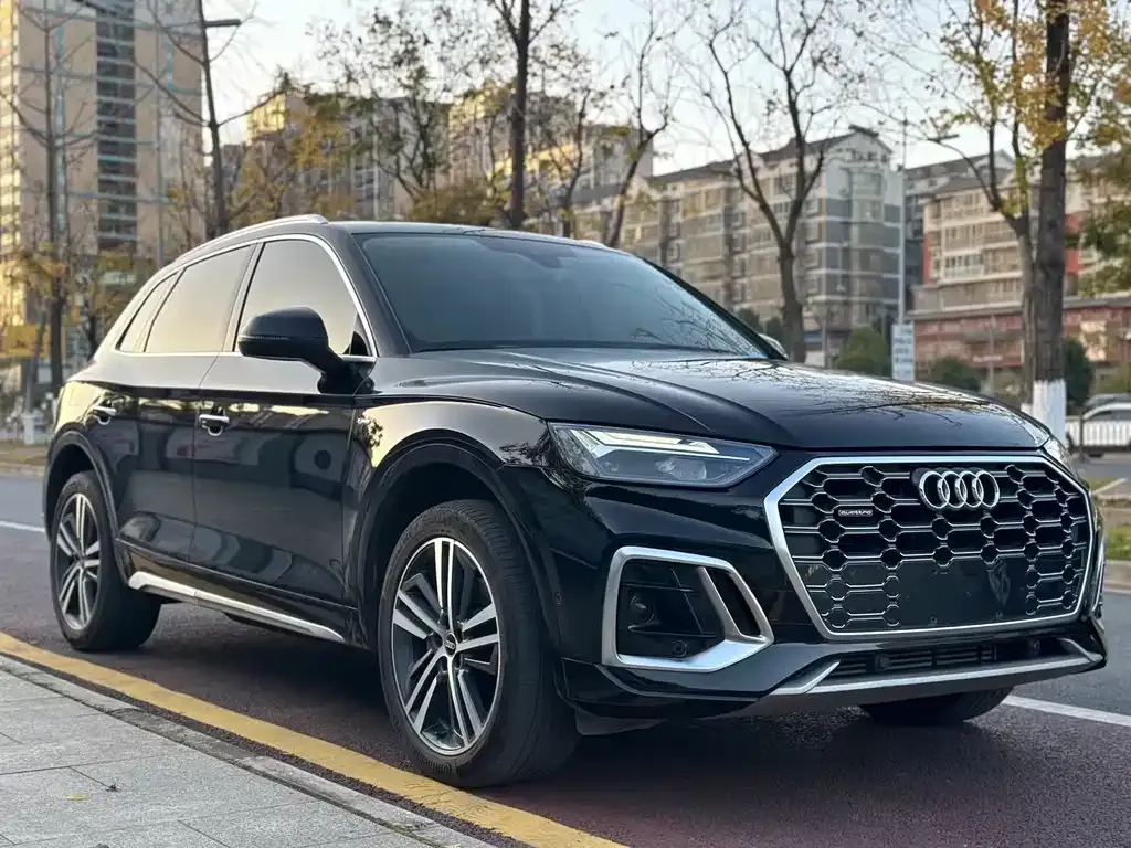 Audi Q5L 2022 из CN, фото 3