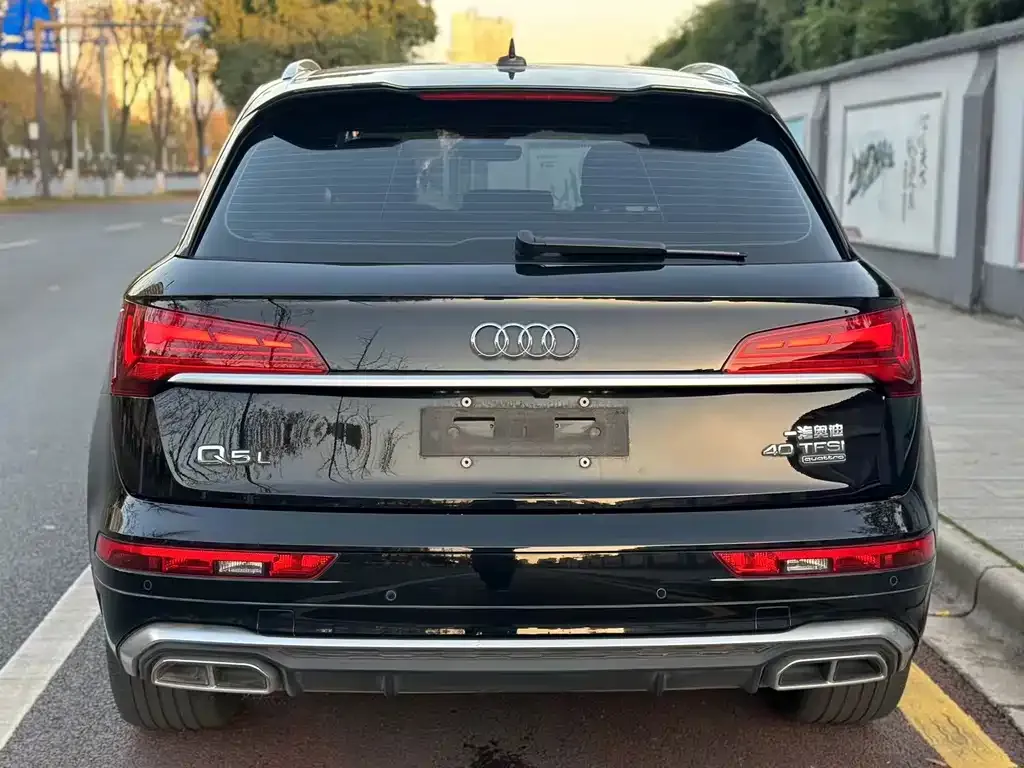 Audi Q5L 2022 из CN, фото 8