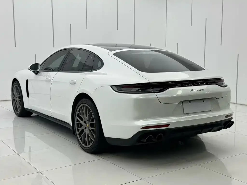 Porsche Panamera 2022 из CN, фото 9