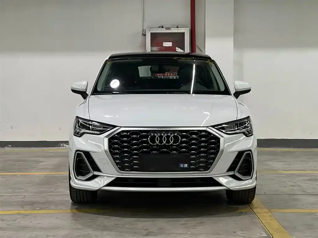 Audi Q3 Sportback — фото 2