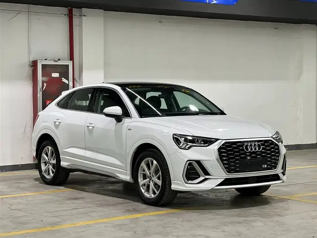 Audi Q3 Sportback — фото 3