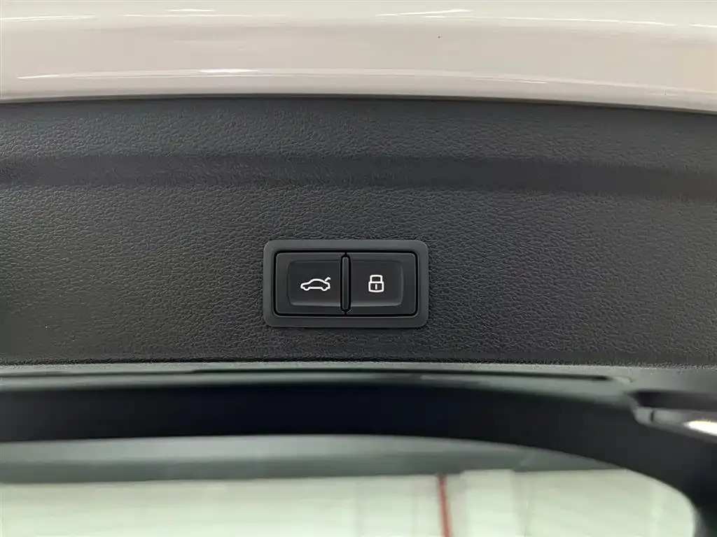 Audi Q3 Sportback — фото 8