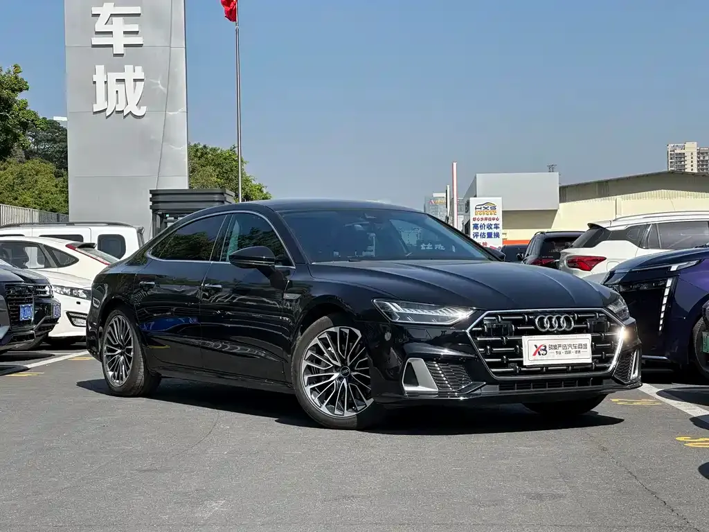 Audi A7L 2024 из CN, фото 2