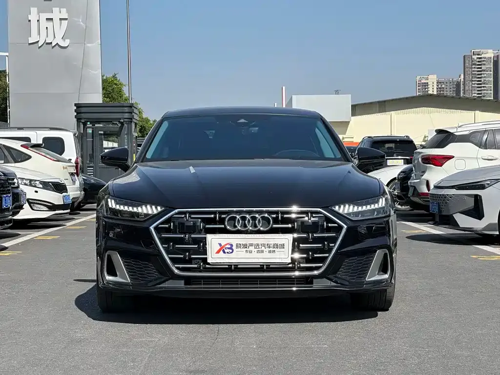 Audi A7L 2024 из CN, фото 3