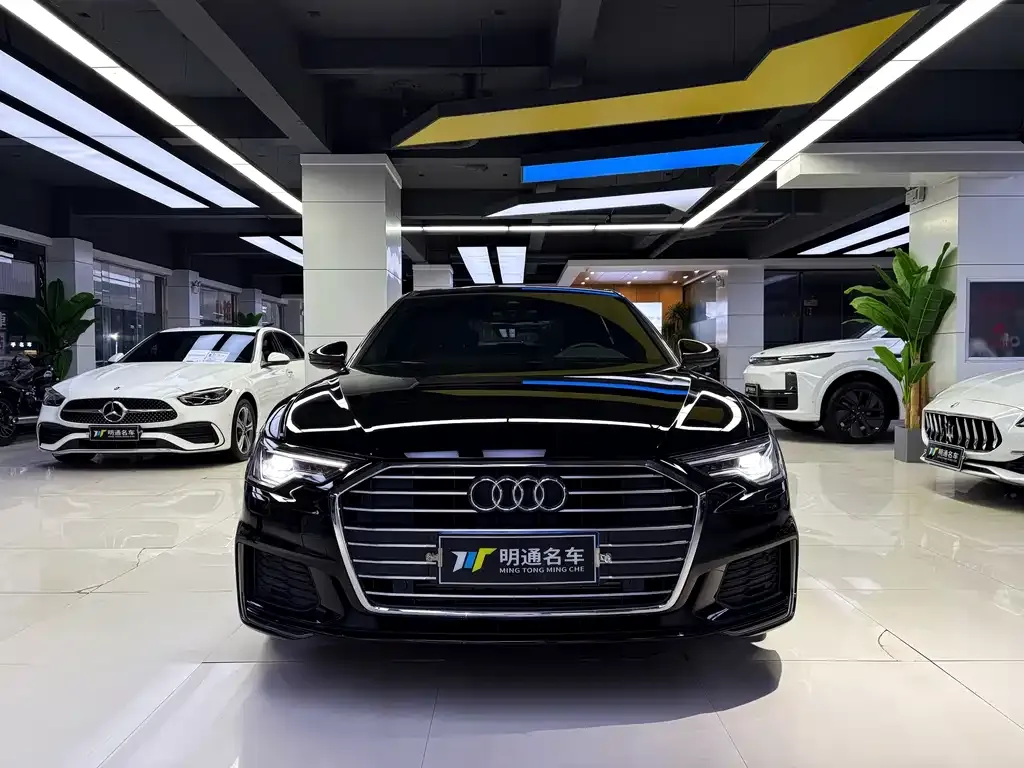 Audi A6L 2021 из CN, фото 1
