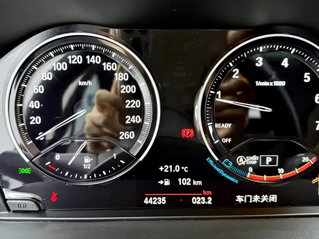 BMW 1 Series 2021 из CN, фото 4