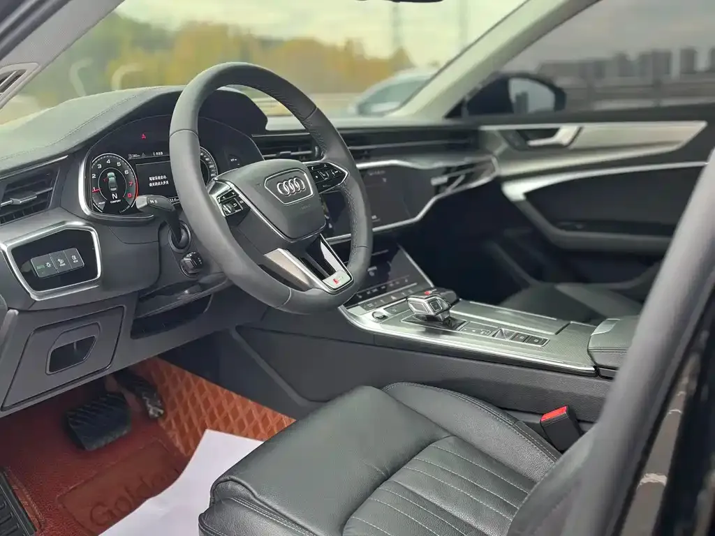 Audi A6L 2022 из CN, фото 9