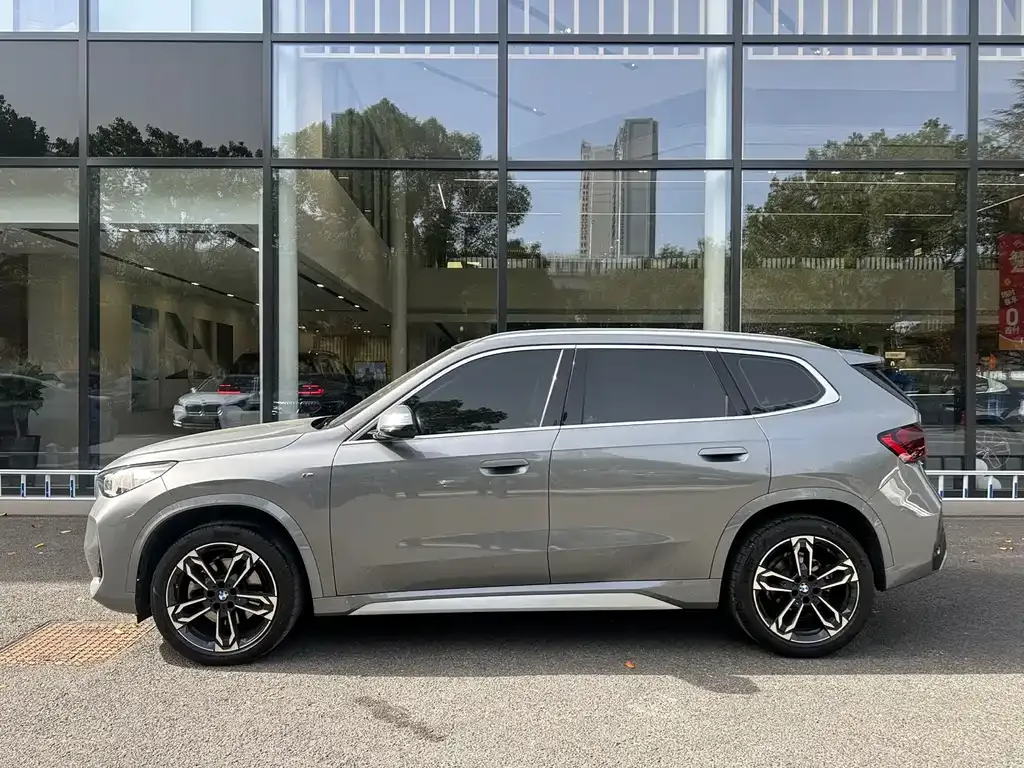 BMW X1 2023 из CN, фото 3