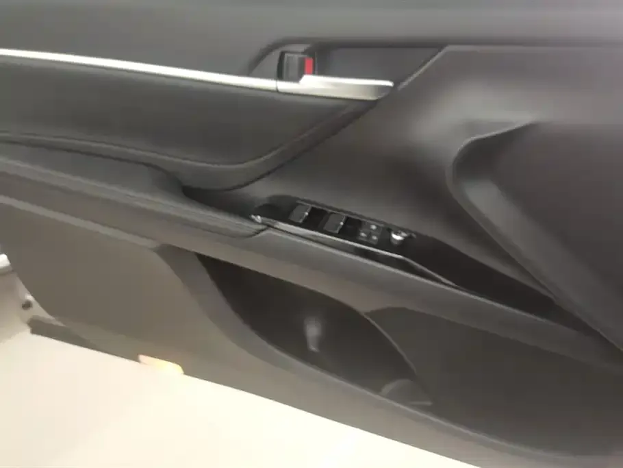 Toyota Camry 2023 из CN, фото 7
