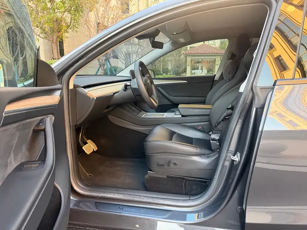 Tesla Model Y 2022 из CN, фото 5