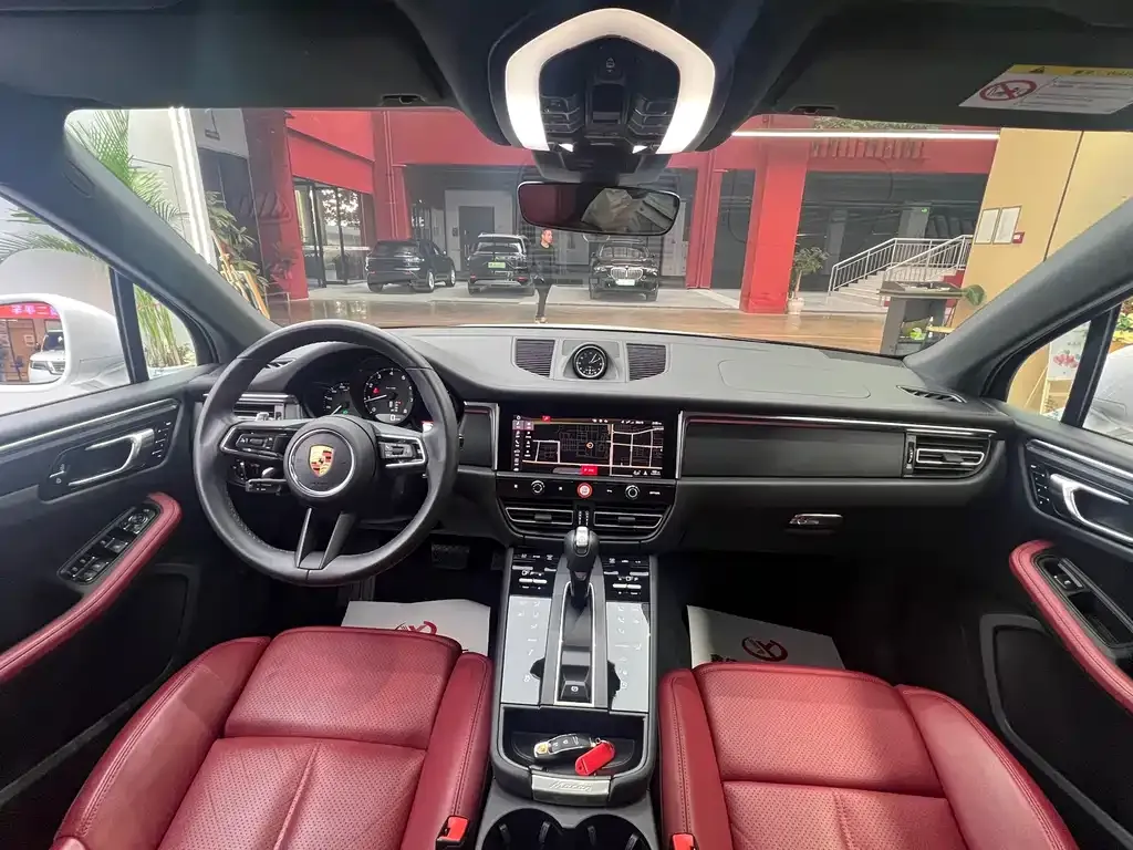 Porsche Macan 2024 из CN, фото 5