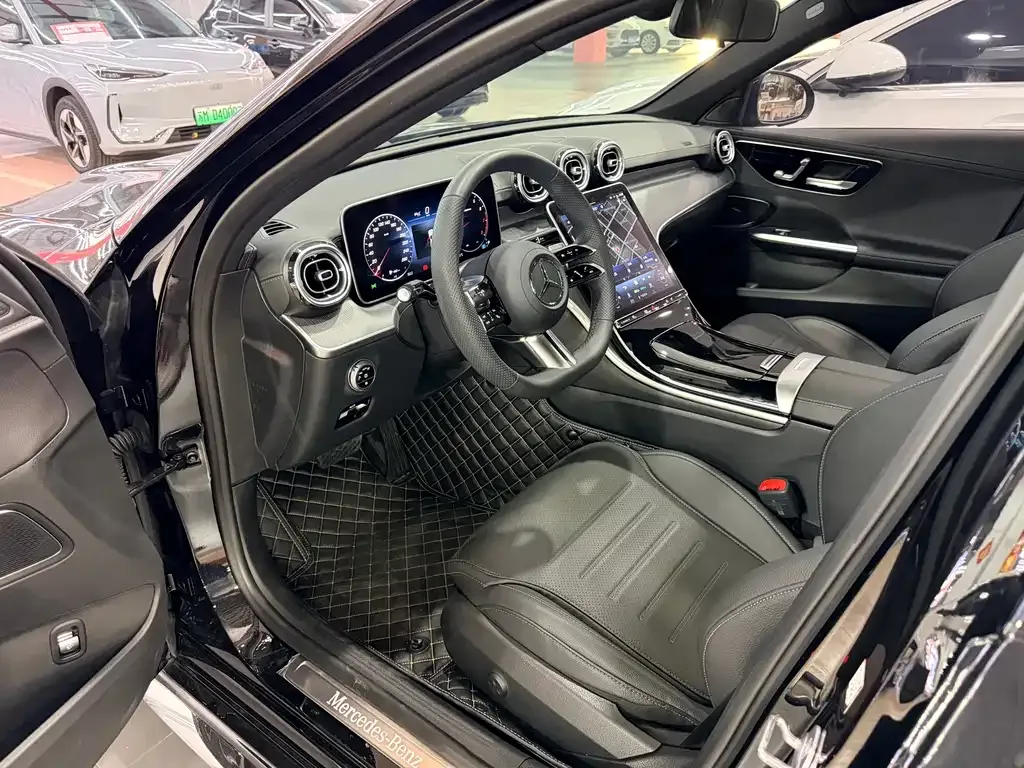 Mercedes-Benz C-Class 2023 из CN, фото 3