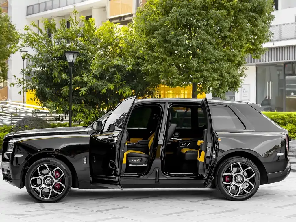Rolls-Royce Cullinan 2022 из CN, фото 3