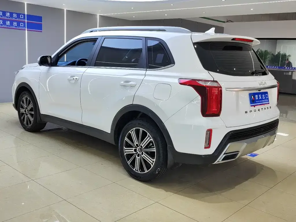 Kia Sportage 2022 из CN, фото 4