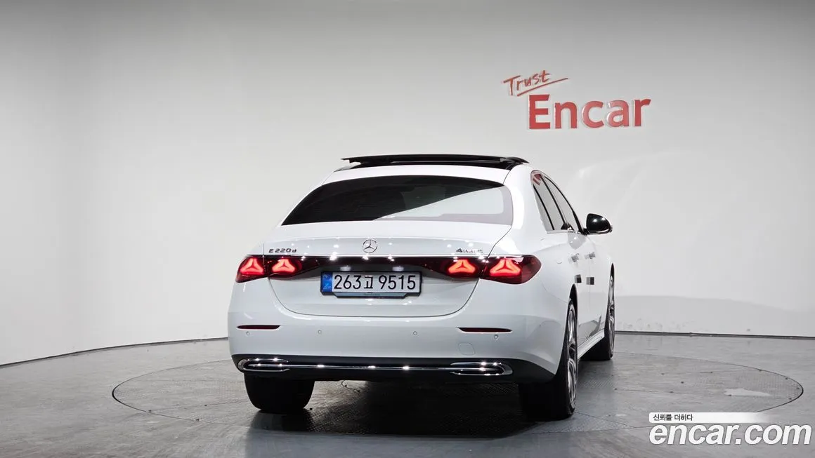 Mercedes-Benz E-Class 2024 из KR, фото 4