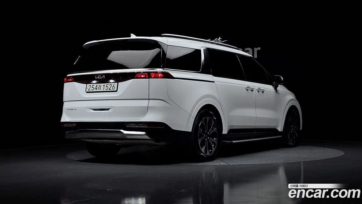 Kia Carnival — фото 2