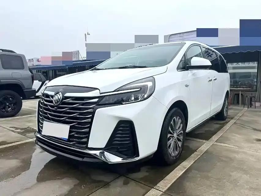 Buick GL8 2023 из CN, фото 1