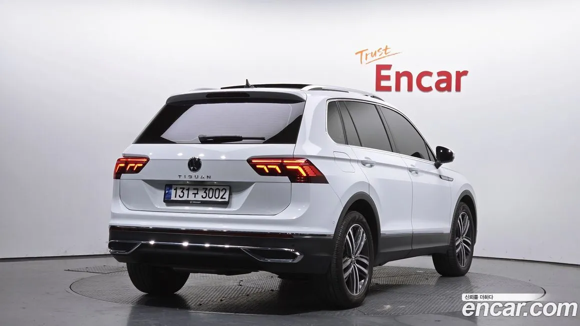 Volkswagen Tiguan — фото 2