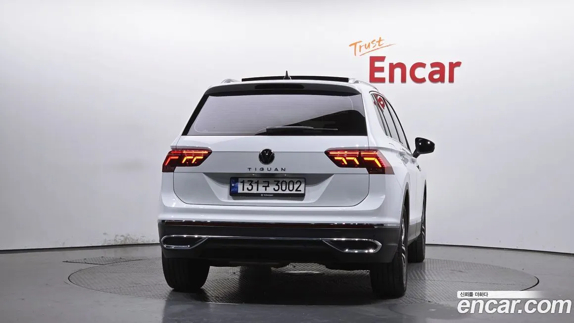 Volkswagen Tiguan — фото 4