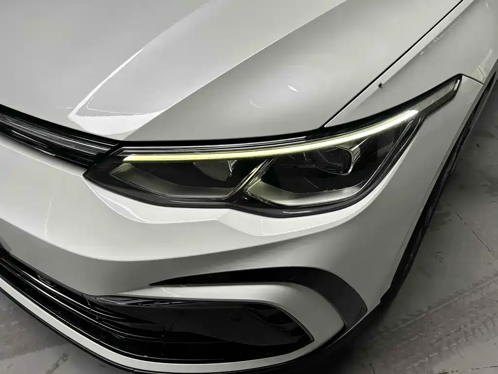 Volkswagen Golf 2021 из CN, фото 2