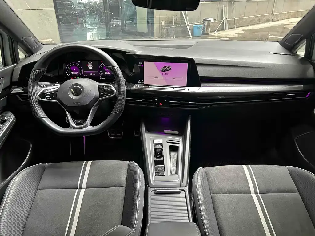 Volkswagen Golf 2021 из CN, фото 5