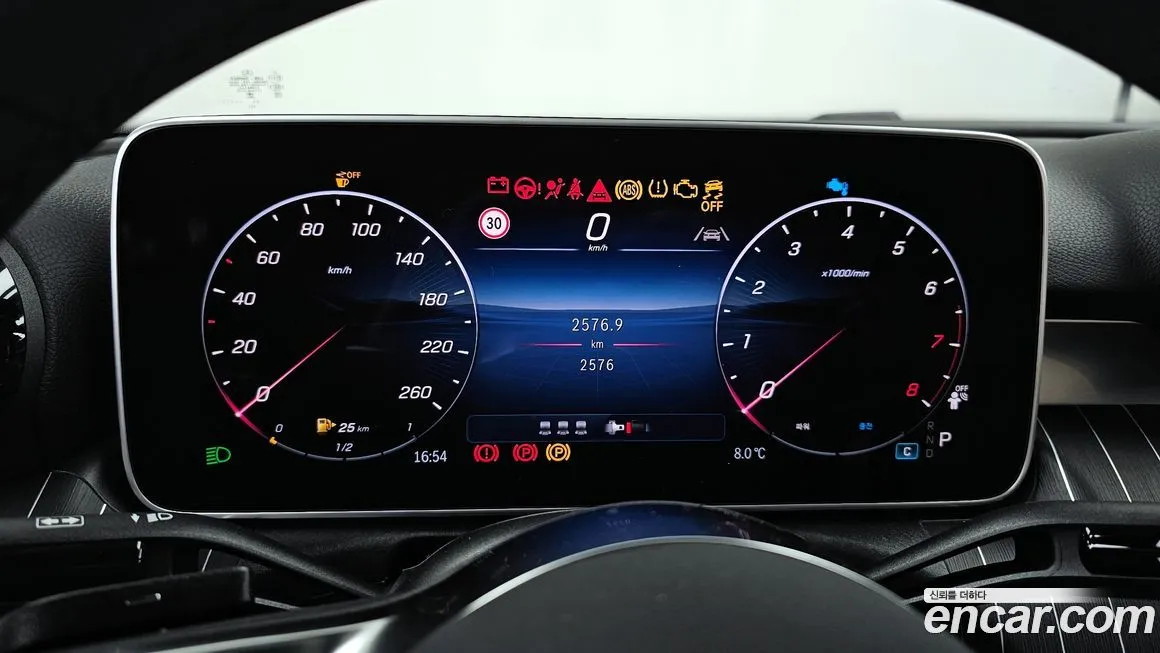 Mercedes-Benz C-Class 2025 из KR, фото 8