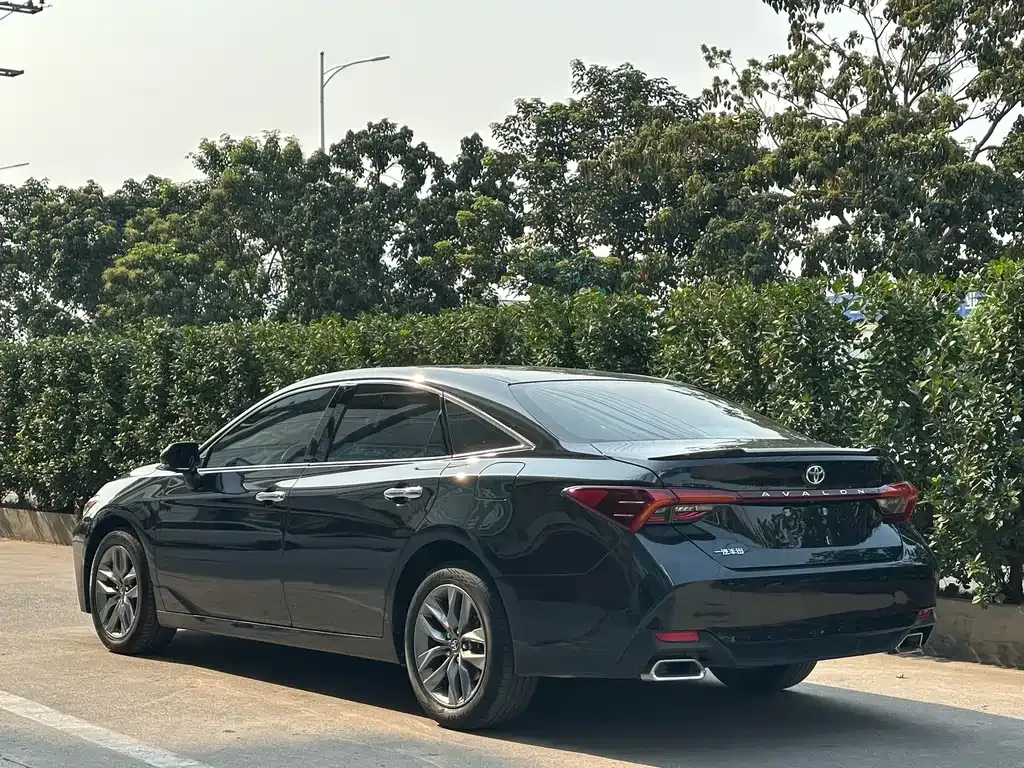 Toyota Avalon 2022 из CN, фото 4