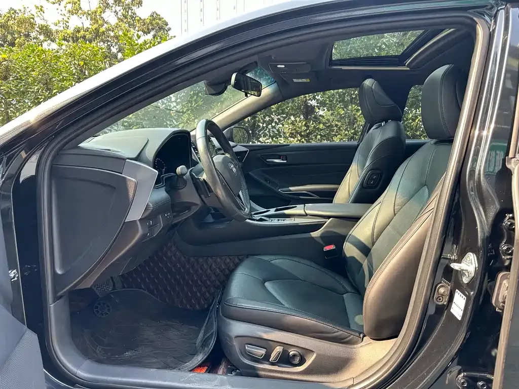 Toyota Avalon 2022 из CN, фото 6