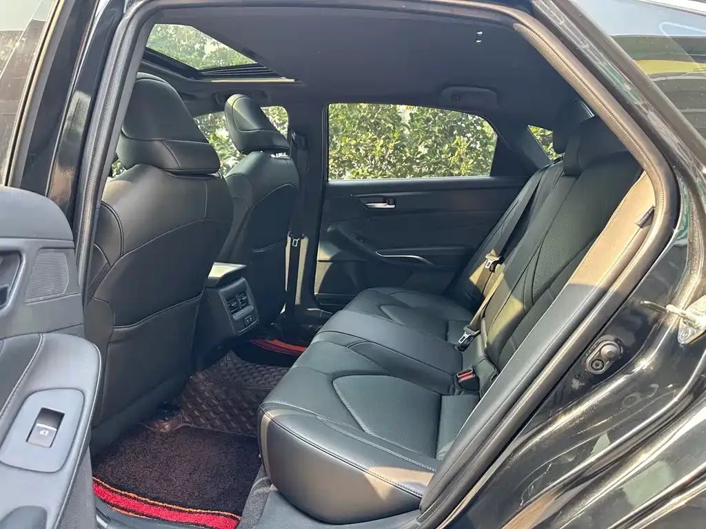 Toyota Avalon 2022 из CN, фото 7