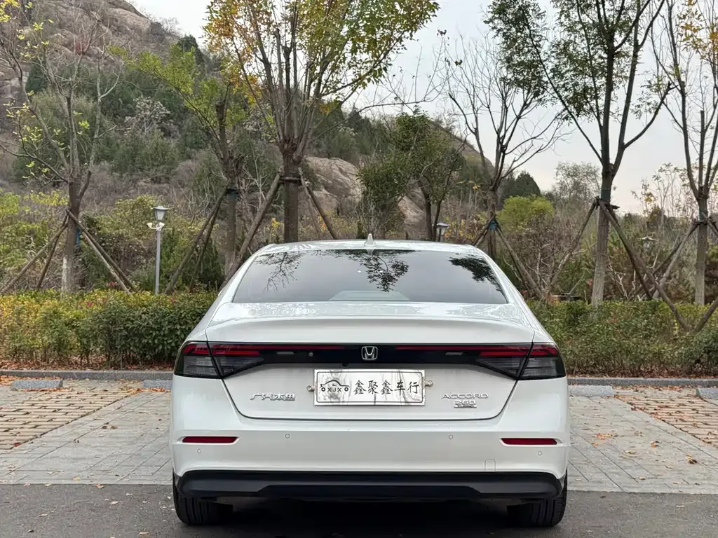 Honda Accord 2023 из CN, фото 9