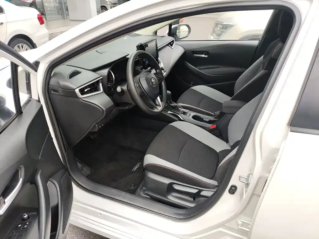 Toyota Corolla 2022 из CN, фото 4
