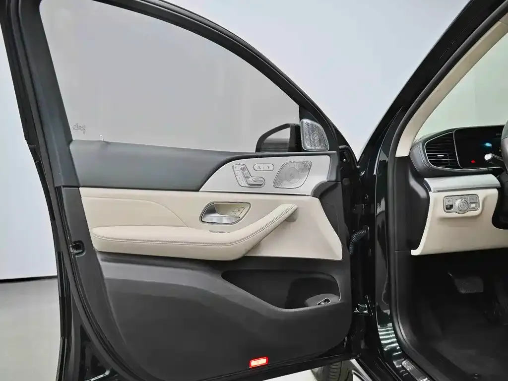 Mercedes-Benz GLE Coupe 2023 из CN, фото 9