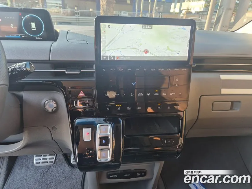 Hyundai Staria 2022 из KR, фото 9