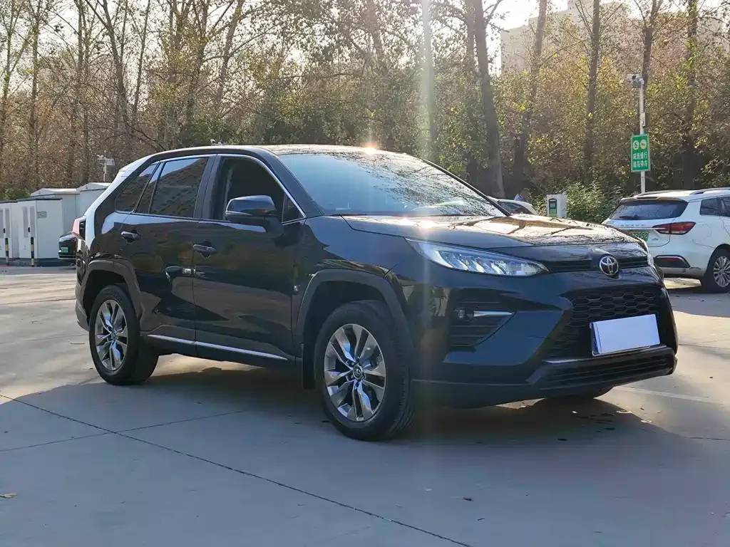 Toyota Wildlander 2021 из CN, фото 3
