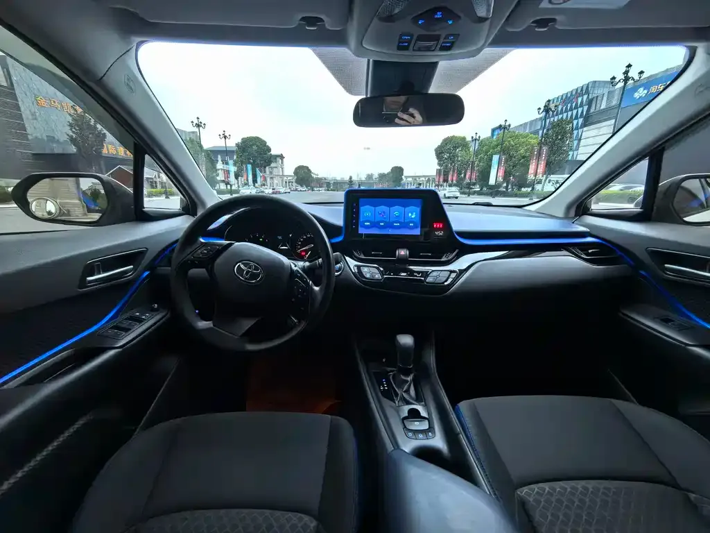 Toyota C-HR 2022 из CN, фото 8