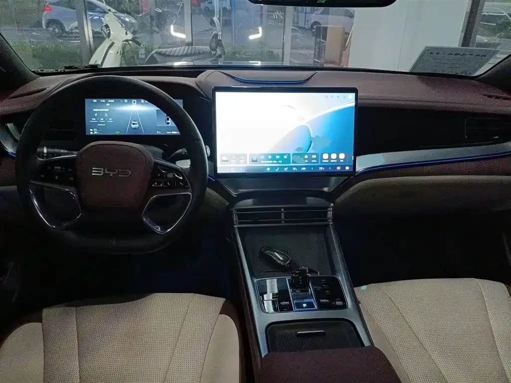 BYD Seal 07 DM-i 2025 из CN, фото 10