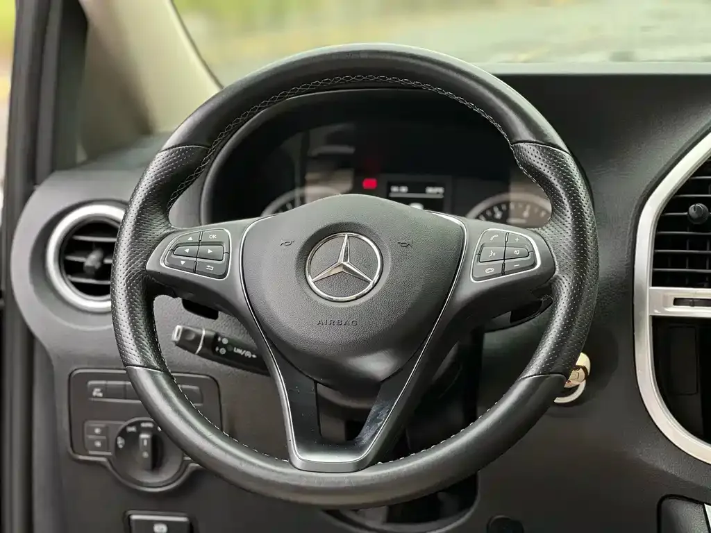 Mercedes-Benz Vito 2021 из CN, фото 10