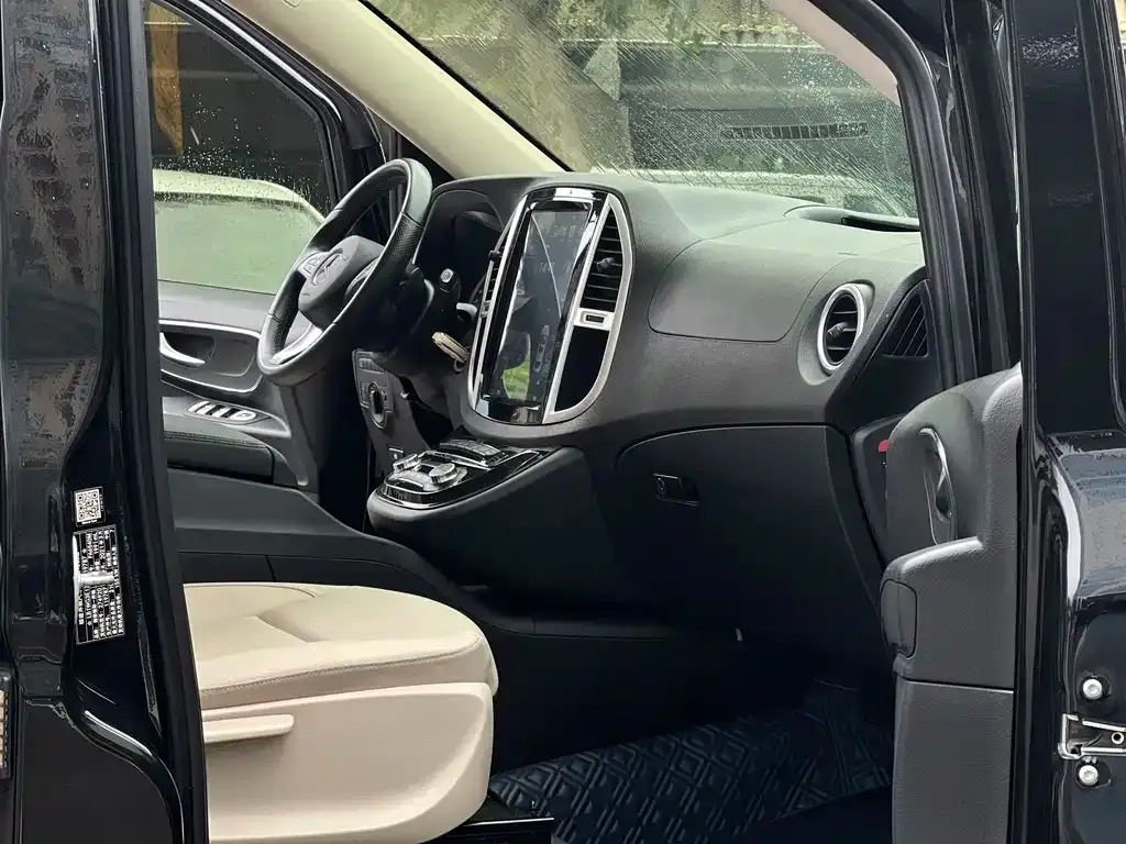 Mercedes-Benz Vito 2021 из CN, фото 6
