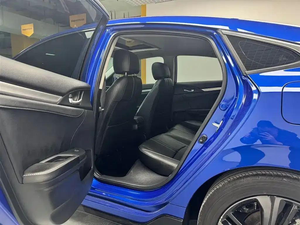 Honda Civic 2022 из CN, фото 10