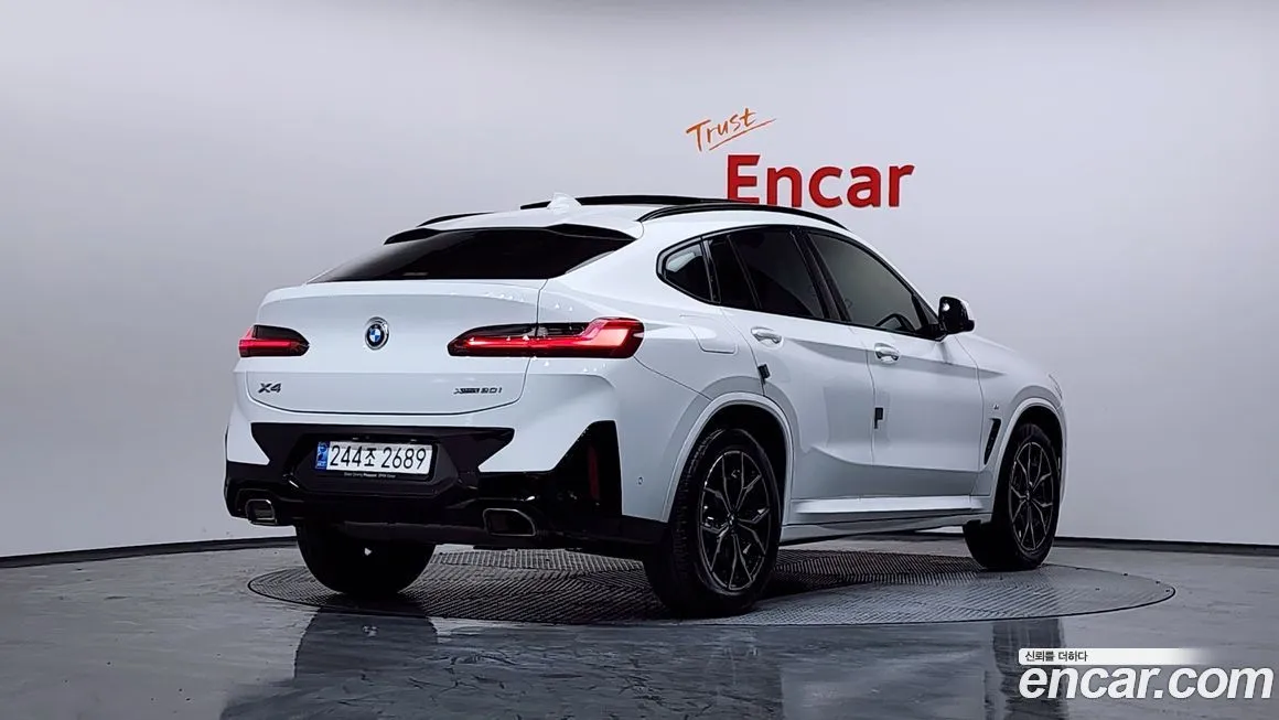 BMW X4 2023 из KR, фото 2