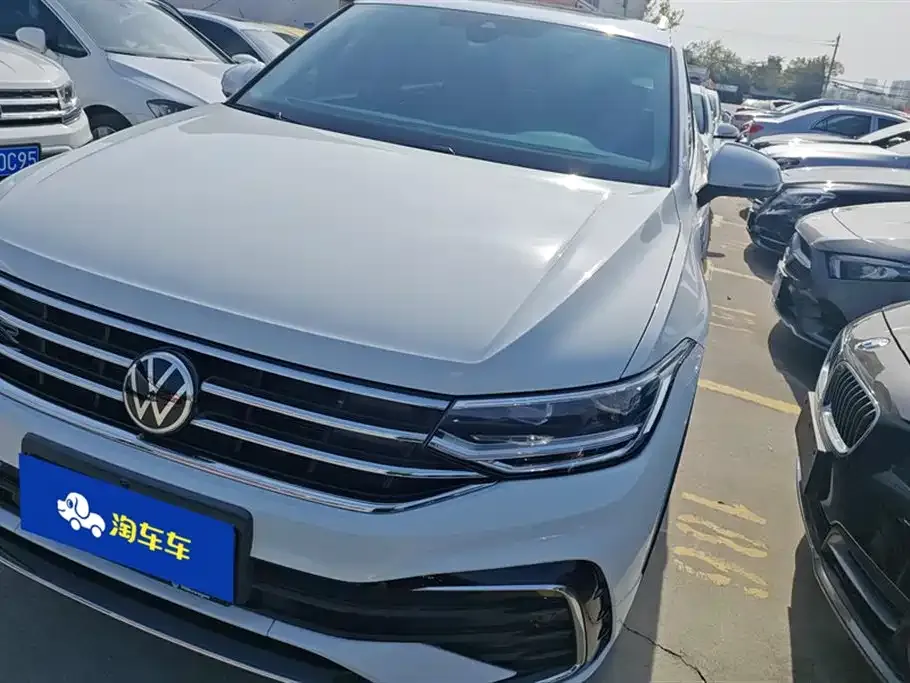 Volkswagen Tiguan L 2023 из CN, фото 1