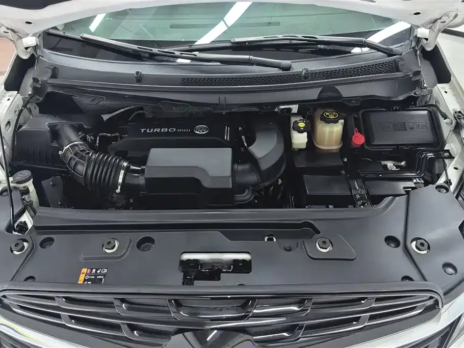 Buick GL8 2021 из CN, фото 10