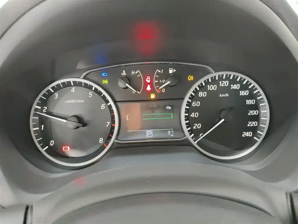 Nissan Sylphy 2025 из CN, фото 4